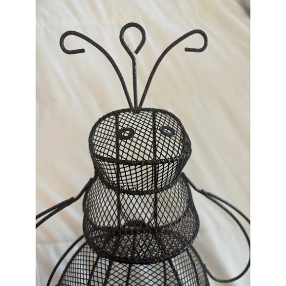 Wire Metal Bumblebee Wall Hanging Tea Light Candle Holder - Picture 4 of 7